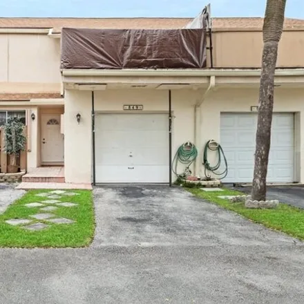 Buy this 3 bed townhouse on 8115 Northwest 8th Manor in Plantation, FL 33324