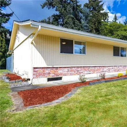 Buy this 3 bed house on 7693 118th Street East in South Hill, WA 98373