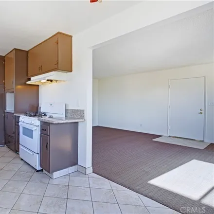 Image 4 - 7333 Comstock Avenue, Whittier, CA 90602, USA - Apartment for rent