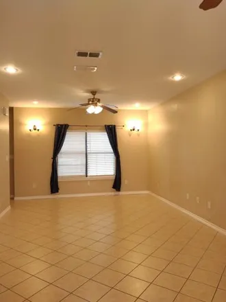 Image 3 - 653 East 8th Street, Del Rio, TX 78840, USA - House for rent