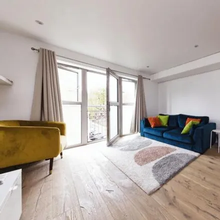 Image 5 - Brixton Water Lane, London, SW2 1BF, United Kingdom - Apartment for sale