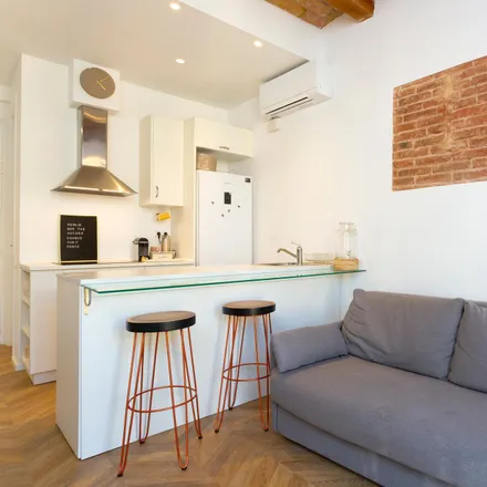 Image 3 - Carrer de Muntaner, 141, 08001 Barcelona, Spain - Apartment for rent
