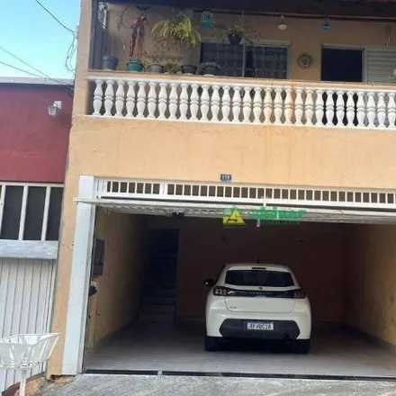 Rent this 2 bed house on Rua Jaime de Oliveira in Cabuçu, Guarulhos - SP