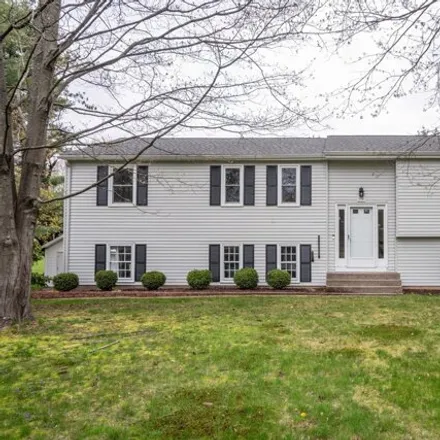 Buy this 4 bed house on 196 Farms Village Road in West Simsbury, Simsbury