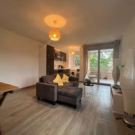 Rent this 2 bed apartment on 38B Allées Charles de Fitte in 31300 Toulouse, France