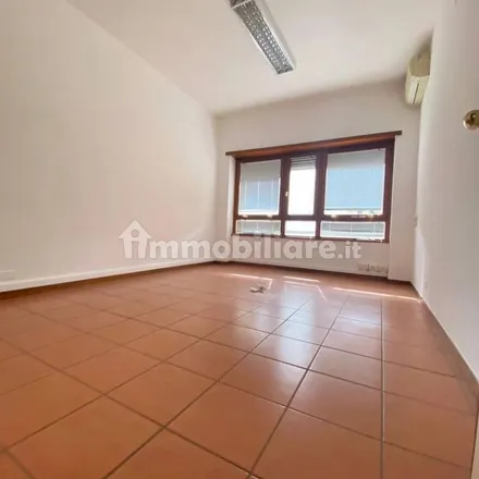 Image 2 - Via Minniti, 74121 Taranto TA, Italy - Apartment for rent
