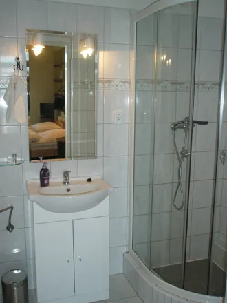 Image 3 - U Kozlů, Cesta Svobody, 251 01 Říčany, Czechia - Apartment for rent