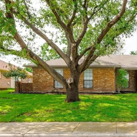 Buy this 3 bed house on 2420 Kingsridge Drive in Dallas, TX 75287