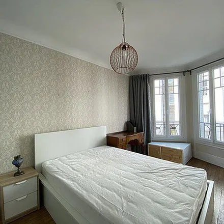 Image 7 - Orpi Optimum Immobilier Paris 20Eme, Rue des Pyrénées, 75020 Paris, France - Apartment for rent