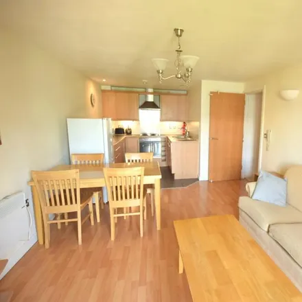 Rent this 2 bed apartment on 5 City Walk in Leeds, LS11 9BJ