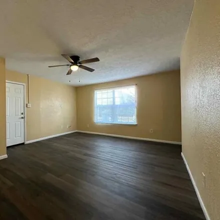 Image 7 - 4150 Crow Rd Apt 8, Beaumont, Texas, 77706 - House for sale