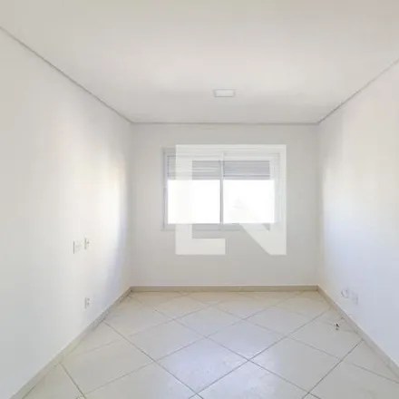Rent this 2 bed apartment on City Materiais de Construção in Rua dos Timbiras 512, República