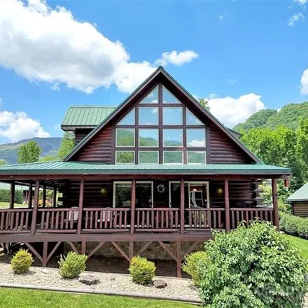 Buy this 2 bed house on 299 Panoramic Loop in Maggie Valley, Haywood County
