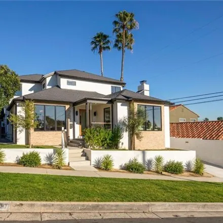 Image 5 - 2150 North Berendo Street, Los Angeles, CA 90027, USA - House for sale