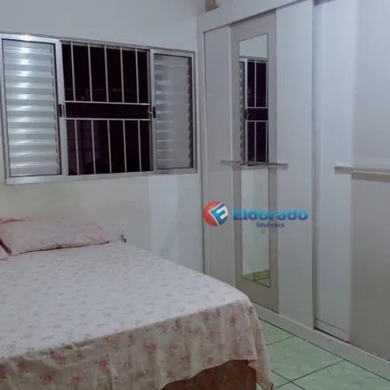 Buy this 4 bed house on Rua Silvina Conceição Soares in Loteamento Parque Sevilha, Sumaré - SP
