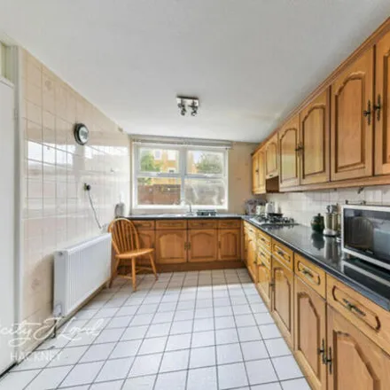 Image 1 - Fenton, Dalston Lane, De Beauvoir Town, London, E8 3AH, United Kingdom - House for sale