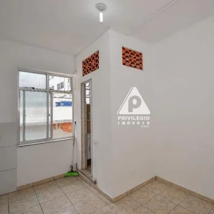 Buy this studio apartment on Rua do Catete 274 in Catete, Rio de Janeiro - RJ