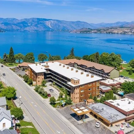 Buy this 2 bed condo on Chelan Resort Suites in West Woodin Avenue, Chelan