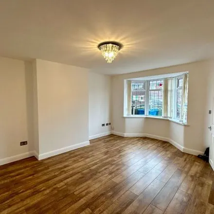 Rent this 3 bed townhouse on Homestall Road in Liverpool, L11 2TX