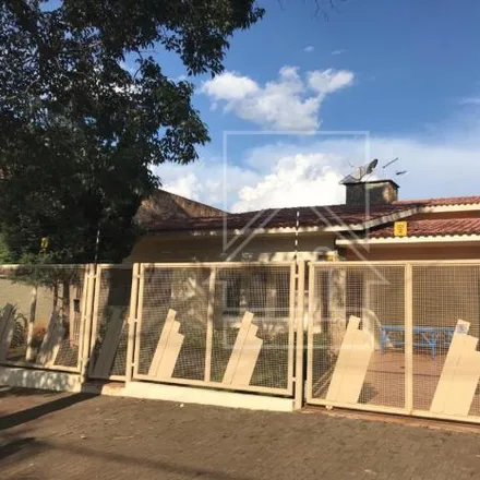 Buy this 3 bed house on Avenida Andradina in Jardim Lancaster, Foz do Iguaçu - PR