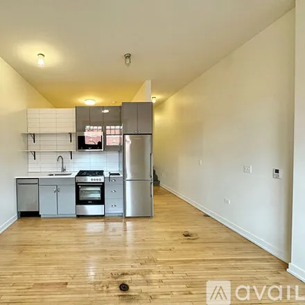 Rent this 1 bed apartment on 1515 W Monroe St