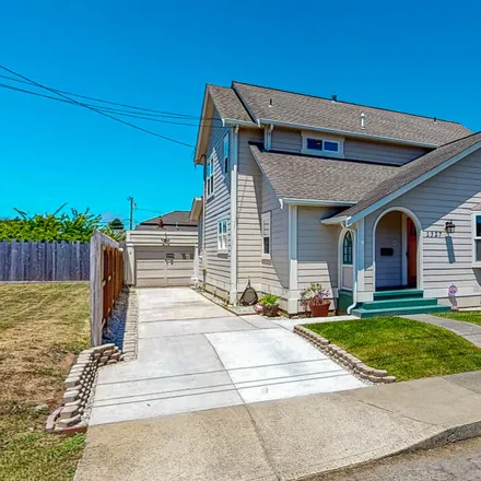 Buy this 5 bed house on 2835 Russ Street in Eureka, CA 95503