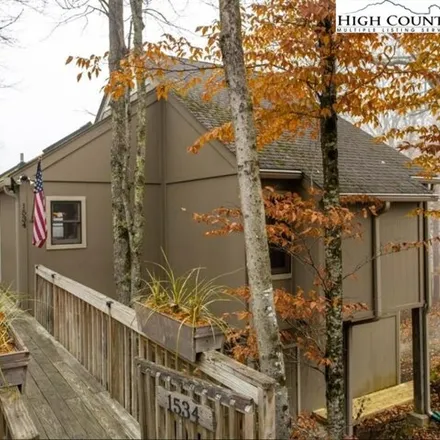 Buy this 3 bed house on 1599 Beech Mountain Parkway in Beech Mountain, NC 28604