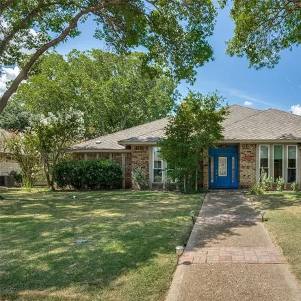 Buy this 4 bed house on 2305 Fountain Head Drive in Plano, TX 75023