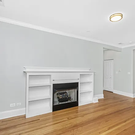 Image 6 - 1122-1124 West Balmoral Avenue, Chicago, IL 60640, USA - House for sale