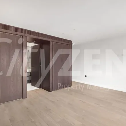 Image 4 - Upper Thames Street, Vintry, London, EC4V 3DT, United Kingdom - Apartment for rent