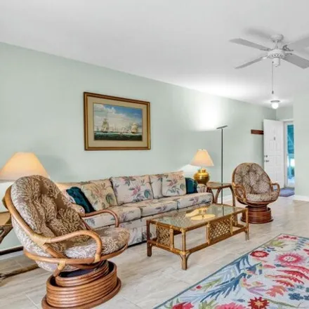 Image 7 - 5701 Pelican Pointe Drive, Indian River County, FL 32958, USA - House for sale