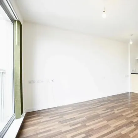 Image 1 - Margaret McMillan House, Cundy Road, Custom House, London, E16 3DH, United Kingdom - Room for rent