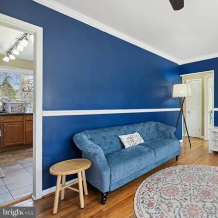 Image 5 - 11747 College View Drive, Kensington View, Wheaton, MD 20902, USA - House for sale