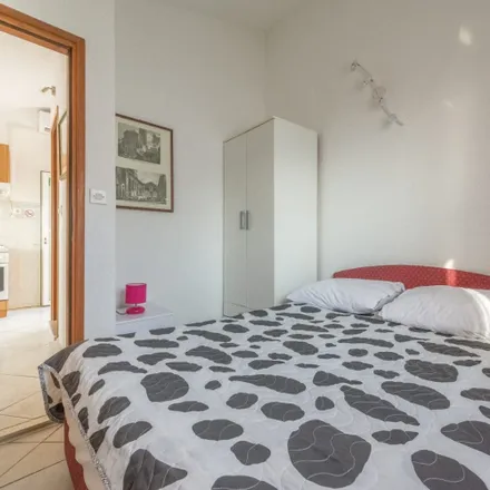 Rent this 2 bed apartment on Put Garbine 60  Okrug Gornji 21223