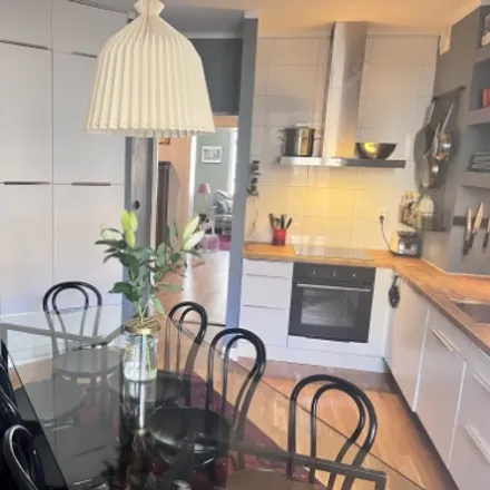 Rent this 3 bed condo on Assessorsgatan 18A-F in 118 57 Stockholm, Sweden