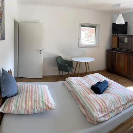 Rent this 2 bed apartment on 75334 Straubenhardt