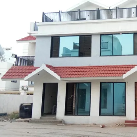 Buy this 3 bed house on unnamed road in Anand District, Anand - 388001
