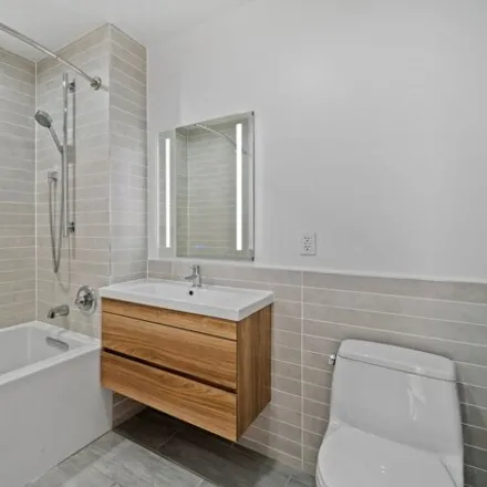 Image 2 - 50-17 Queens Boulevard, New York, NY 11377, USA - House for rent