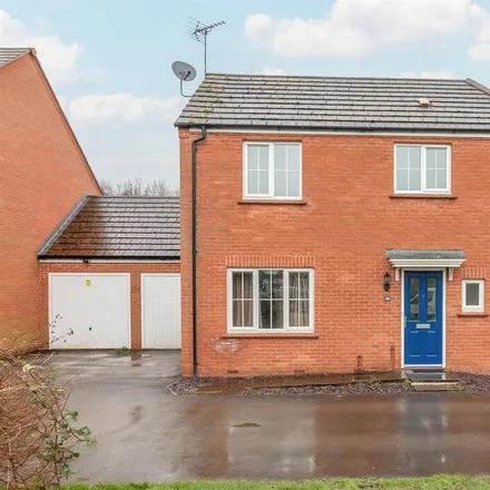 Rent this 3 bed duplex on Old Station Drive in Ruddington, NG11 6BZ