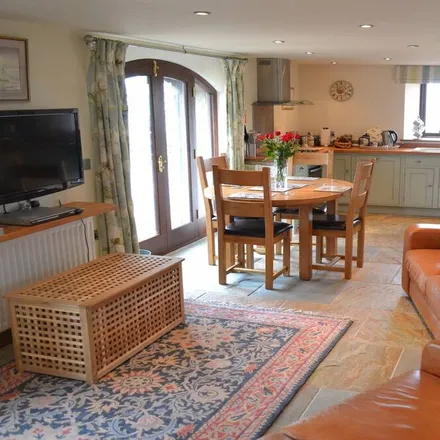 Image 7 - Bradnop, ST13 7EU, United Kingdom - House for rent