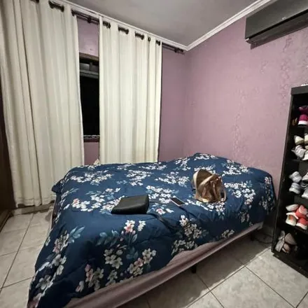 Buy this 4 bed house on Rua Vito Pedro Dell'Antonia in Bairro da Matriz, Mauá - SP