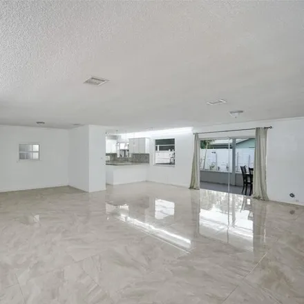 Image 2 - 12128 Northwest 33rd Street, Coral Springs, FL 33065, USA - House for sale