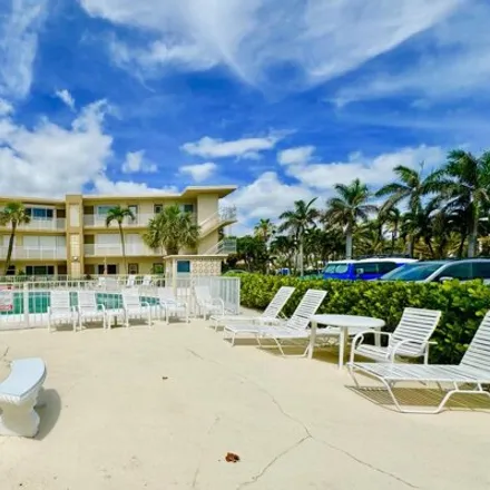 Image 7 - North Ocean Drive, Palm Beach Isles, Riviera Beach, FL 33404, USA - Condo for sale