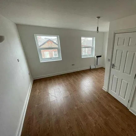 Image 2 - Whalley Street, Liverpool, L8 4RG, United Kingdom - Apartment for rent