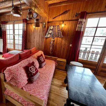 Rent this 5 bed house on 74500 Saint-Paul-en-Chablais