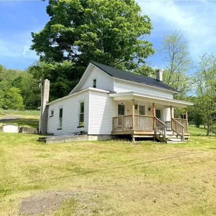 Buy this 3 bed house on 7709 North Main Street in Springwater, Livingston County