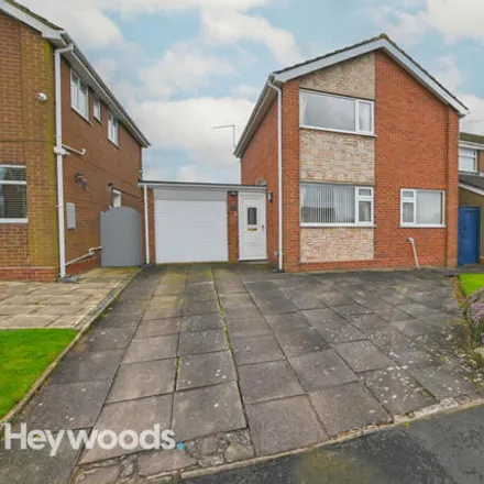 Buy this 3 bed house on Paris Avenue in Newcastle-under-Lyme, ST5 2QX