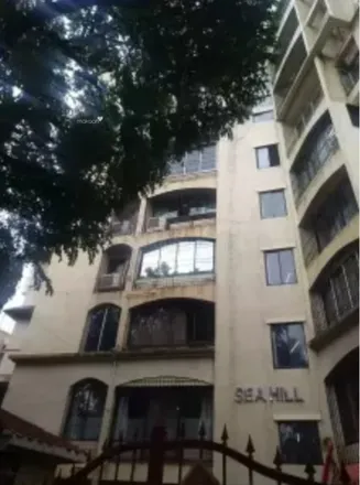 Image 3 - Sanjay Dutt, Nargis Dutt Road, Bandra West, Mumbai - 400052, Maharashtra, India - Apartment for rent