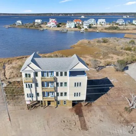 Image 1 - 713 New River Inlet Road, North Topsail Beach, NC 28460, USA - House for sale