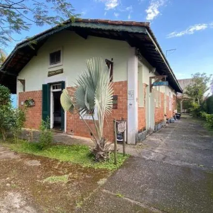 Buy this 8 bed house on Avenida Engenheiro José de Barros Saraiva in Jardim Savoy, Itanhaem - SP